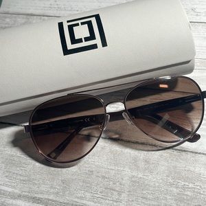 Liz ciaborne woman’s sunglasses